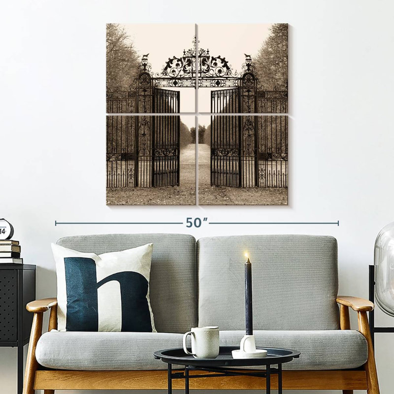 Lilie Hampton Gate, 32" H x 32" W