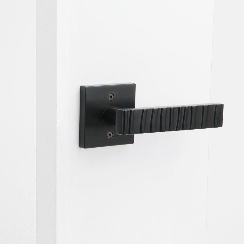 Levier de porte moderne noir Groove, Noir mat, Gauche, Mannequin