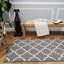 Tapis gris à motif géométrique Hinman-28746022