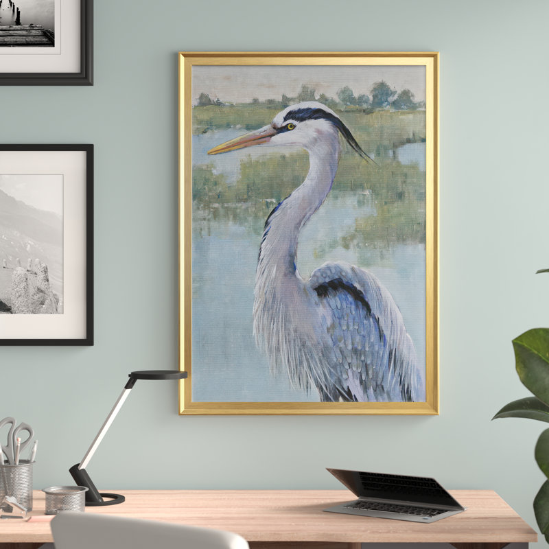 «Blue Heron Portrait I», toile encadrée de qualité supérieure - prête à être accrochée, H 42,5 po x l 30,5 po, Gold