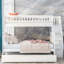 Lit superposé simple au-dessus d'un lit double avec escalier et lit gigogne, blanc - lit superposé fonctionnel et stable conçu par l'utilisateur-612411564-612411565