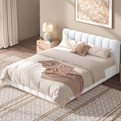 Lit plateforme tapissier grand format avec base en bois à profil bas, sans sommier tapissier, blanc