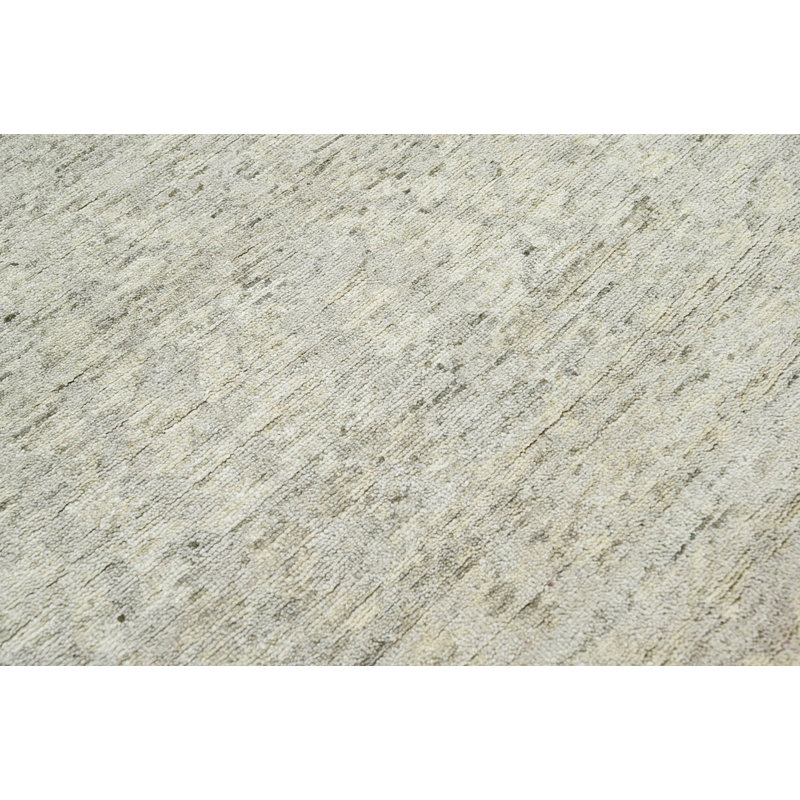 Hridan Wool Oriental Indoor Rug