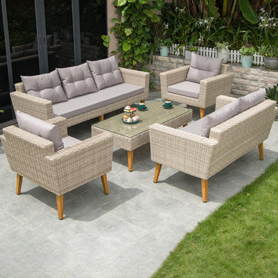 Chaise d'extérieur en rotin tissé Nickelle