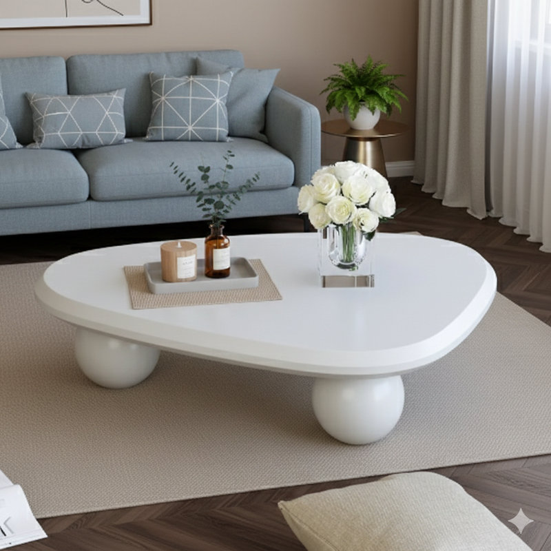 Table basse en forme de nuage avec trois pieds sphériques, table d'appoint moderne en bois, table d'appoint unique pour les petits espaces dans les salons