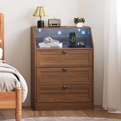Table de chevet à 3 tiroirs de 60 cm de large avec lumière DEL et station de recharge, table de chevet avec niche ouverte pour chambre à coucher