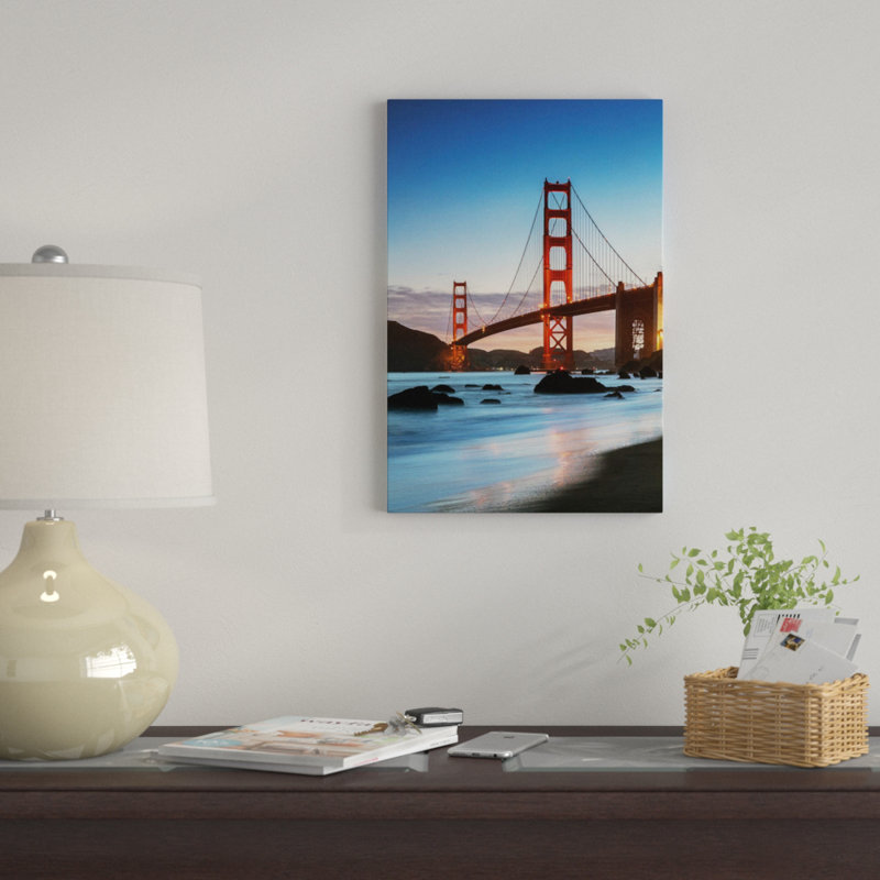 «Dawn At The Golden Gate, San Francisco» par Matteo Colombo, impression sur toile tendue, H 32 po x l 24 po x P 1 po, Blanc