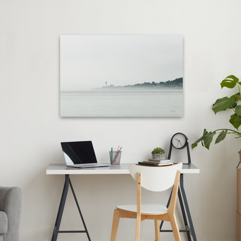 Phare brumeux côtier; Nautique noir noir et blanc gris bord de mer brumeux, H 36 po x l 24 po