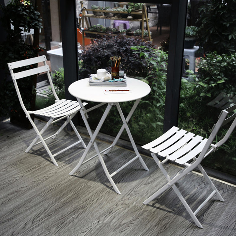 Bistro blanc pliable à 3 patios - Chaises et table pour l'extérieur et 2 chaises, ensemble
