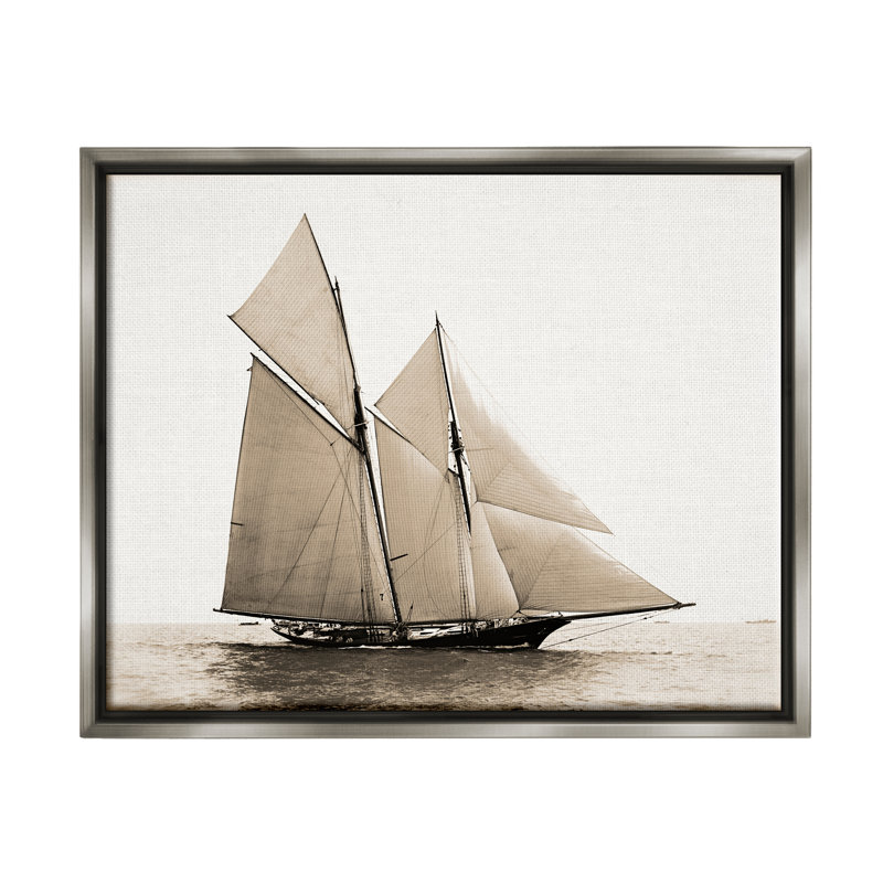 Photographie rétro de voilier encadrée sur toile par Graffi * Tee Studios, Cadre flottant gris lustré