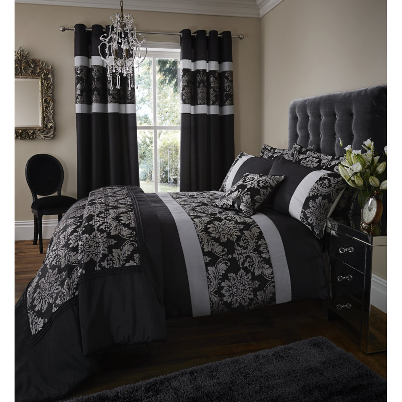 Glamour Scatter Cushion, Black