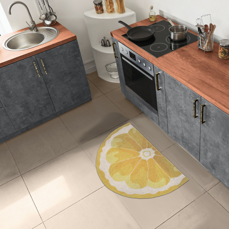 Ismay Traditional Kitchen Polyester Water Resistant Kitchen Mat, Half Circe 2'6" x 4'