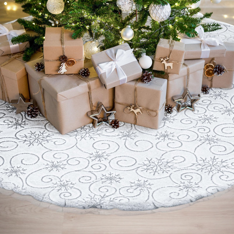 Faux Fur Tree Skirt