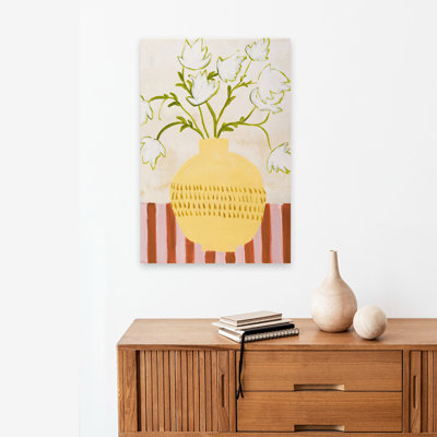 Vase jaune - art floral et nature morte