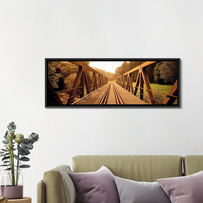Railroad Tracks and Bridge Allemagne - reproduction de photo panoramique sur toile tendue, H 20 po x l 60 po x P 1,5 po