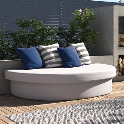 ClubNow 78'' Wide Patio Daybed