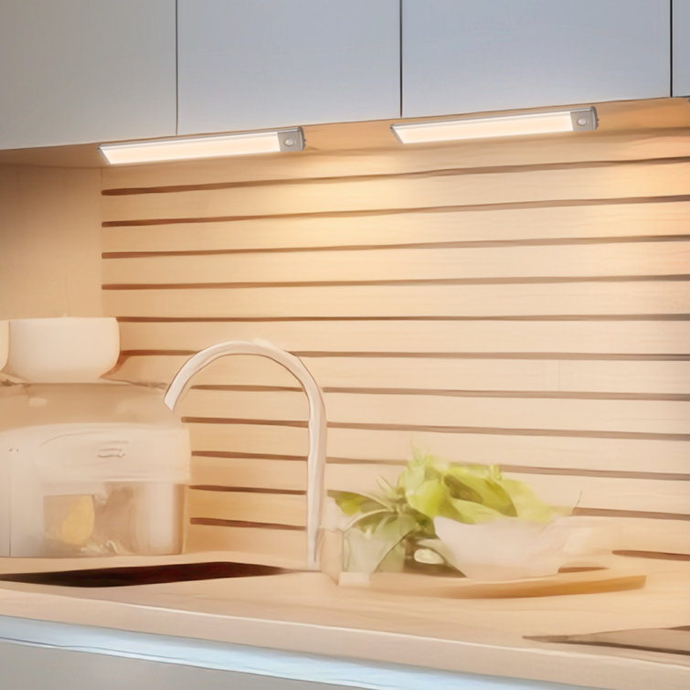 LEPOTEC 9.88Inch 40 LED Warm Wireless Rechargeable Motion Sensor Cabinet Light