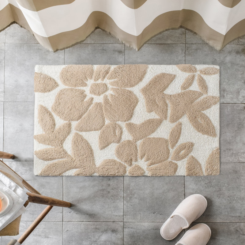 Tapis pour salle de bain Kratzer, l 21 po x L 34 po, Ivoire / Beige