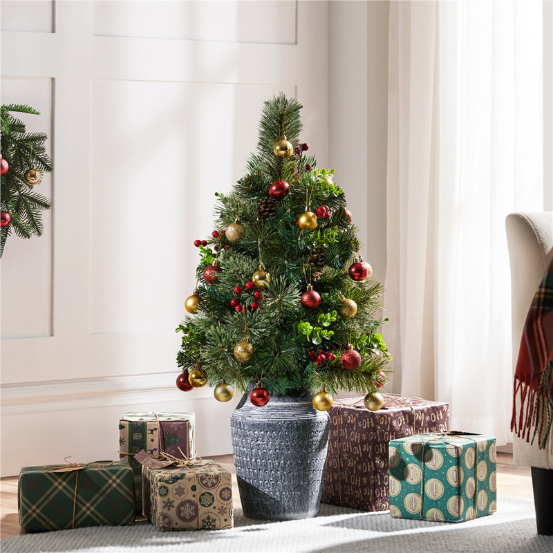 Arbres de Noël pré-éclairés avec baies rouges et pommes de pin, 3'