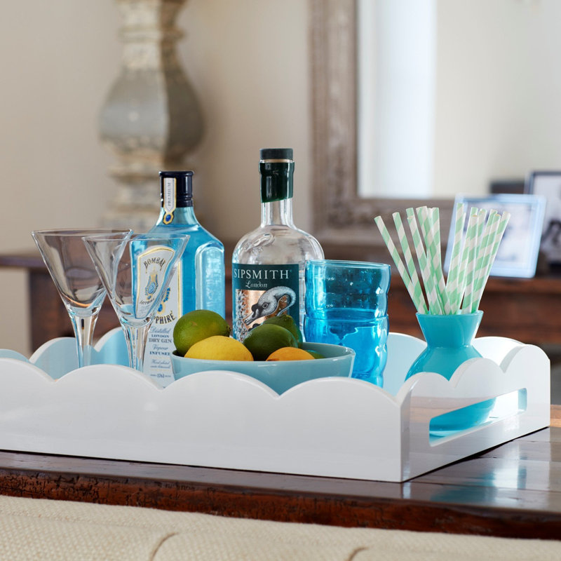 Plateau de repose-pieds laqué festonné, Blanc, H 17 po x l 13 po x P 3,25 po