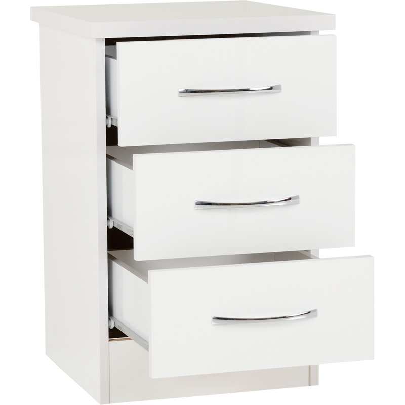 Cascio 4 Piece Bedroom Set, White