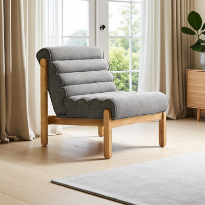 Fauteuil d'appoint Fluffy avec structure en bois massif