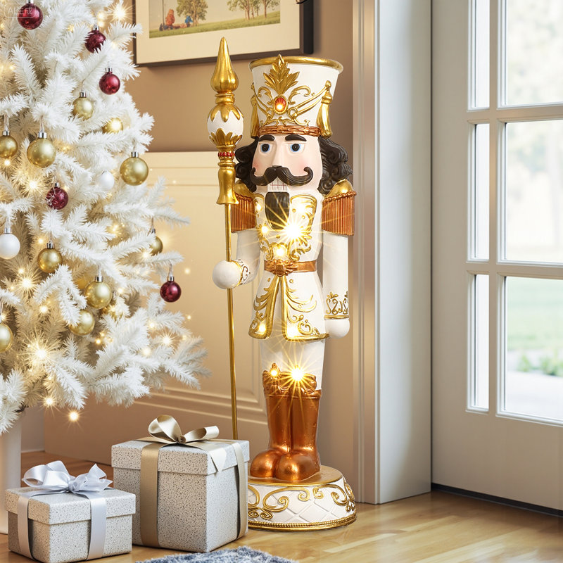 Soldat casse-noisette illuminé blanc et or 4 pi avec sceptre, décor de Noël à pile, H 50,2 po x l 14,96 po x P 14,96 po