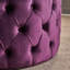 Velours fuchsia moderne avec une surface brillante et un intérieur doux
