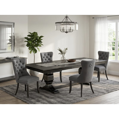 Cet ensemble de salle à manger moderne 5 pièces comprend une table de cuisine rectangulaire et 4 chaises en tissu de polyester gris platine, noir sablé