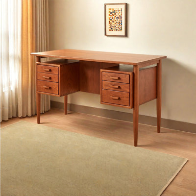 Bureau à tiroirs de style européen