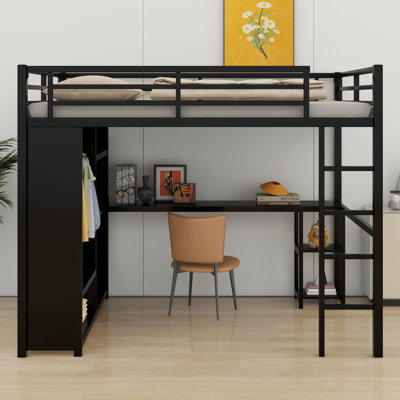 Structure de lit mezzanine avec garde-robe, bureau et tablettes de rangement