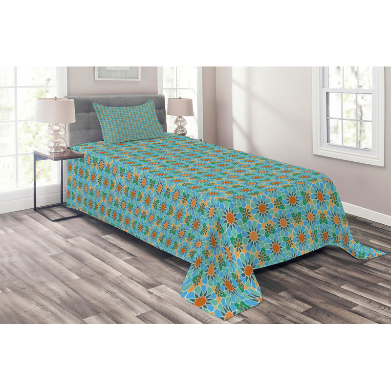 Morrocan Traditional Polyester Geometric Shapes Coverlet, Twin Bedspread + 1 Sham