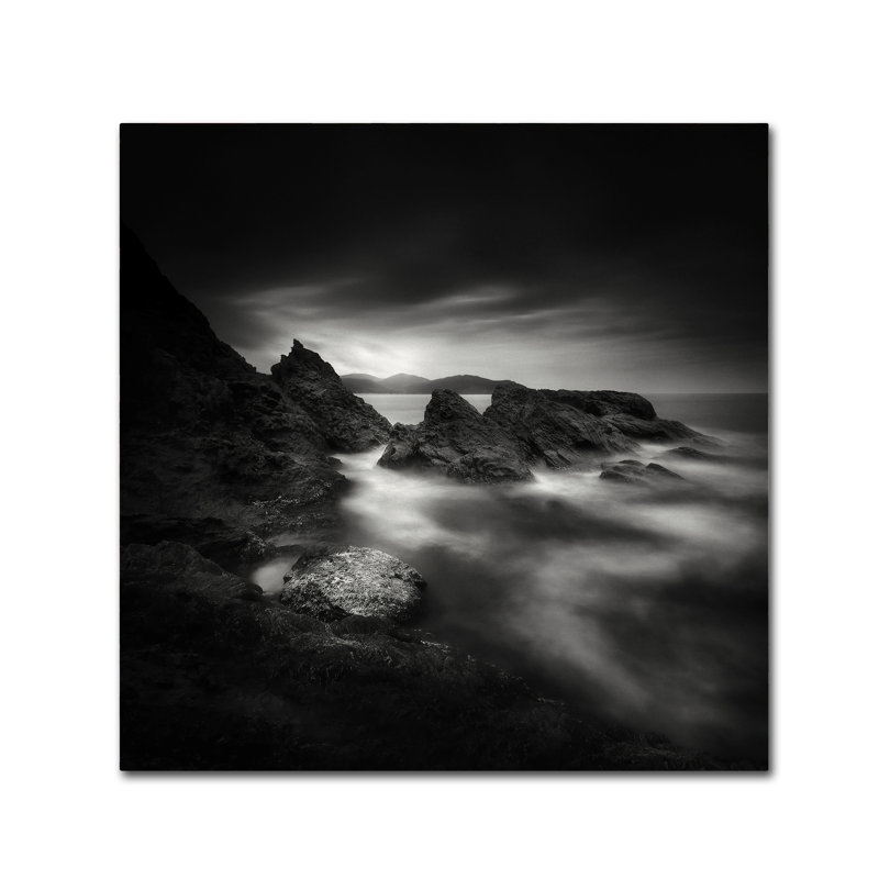 «Cliff and Clouds», reproduction de photo sur toile tendue, H 24 po x l 24 po