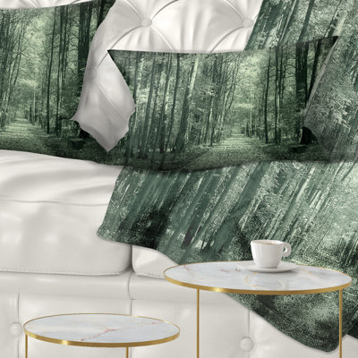 Coussin lombaire en bois d’automne foncé forest road