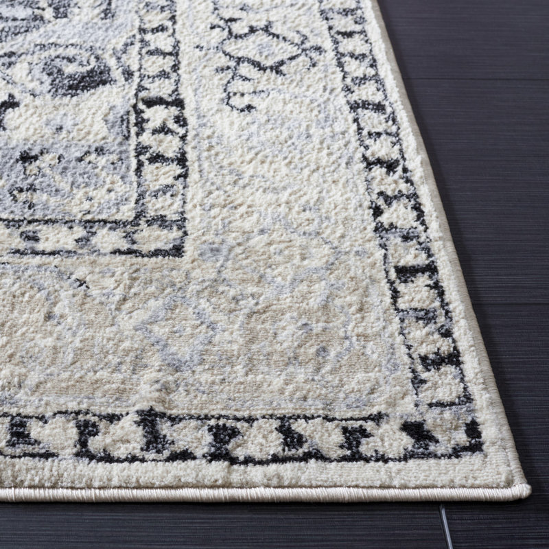 Ebner Oriental Ivory/Black Area Rug, Rectangle 3' x 5'