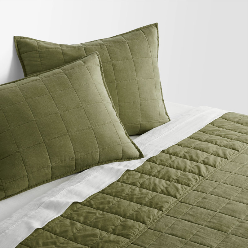Ester Bedding Set, Queen Quilt + 2 Queen Shams, Loden Green