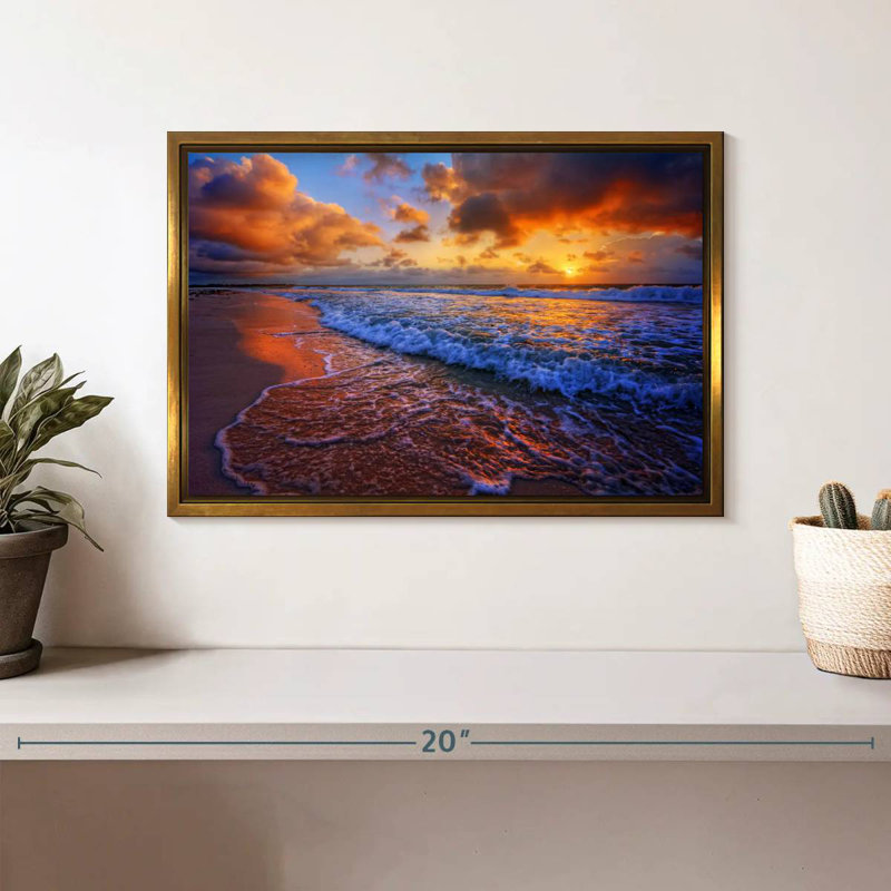 Nuage enveloppant la côte de l'océan, Cadre flottant doré, 31 po x 21 po