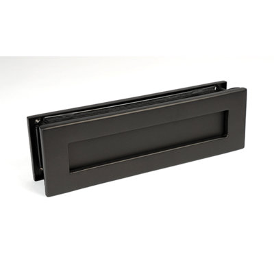 Door accessory
