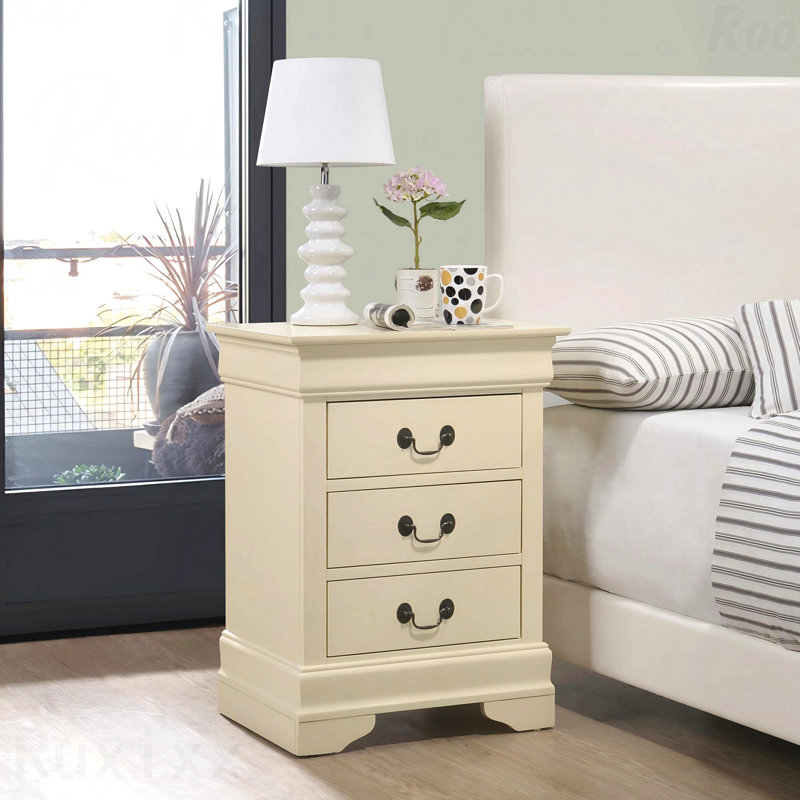 Table de chevet beige, traditionnelle pour toute chambre à coucher, Beige