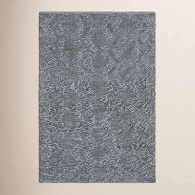 Linn Gray Hand-Woven Chevron Rug