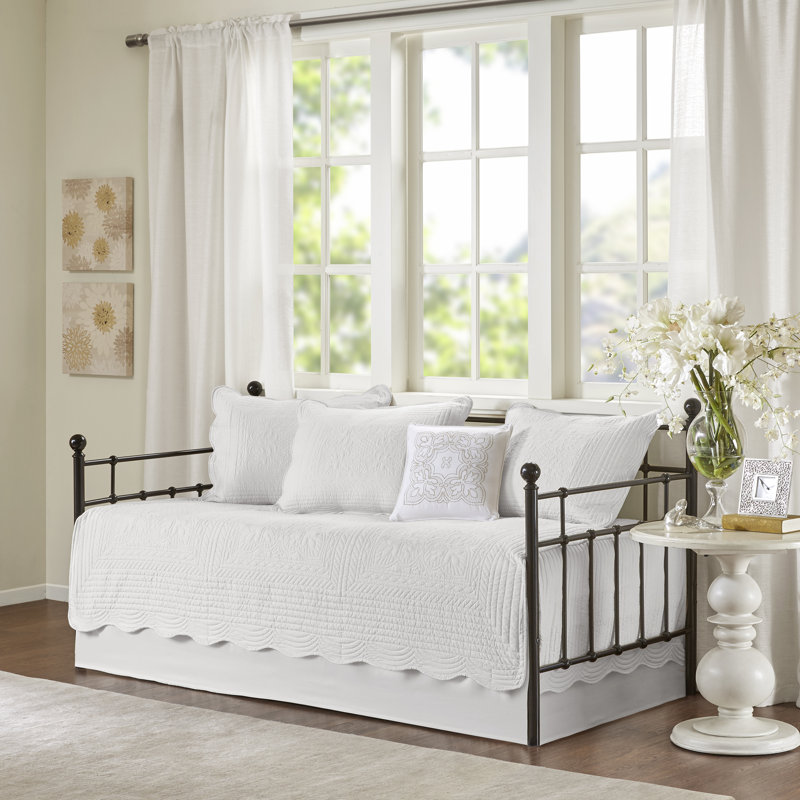 White Microfiber Reversible Daybed Quilt Set with Scalloped Edges