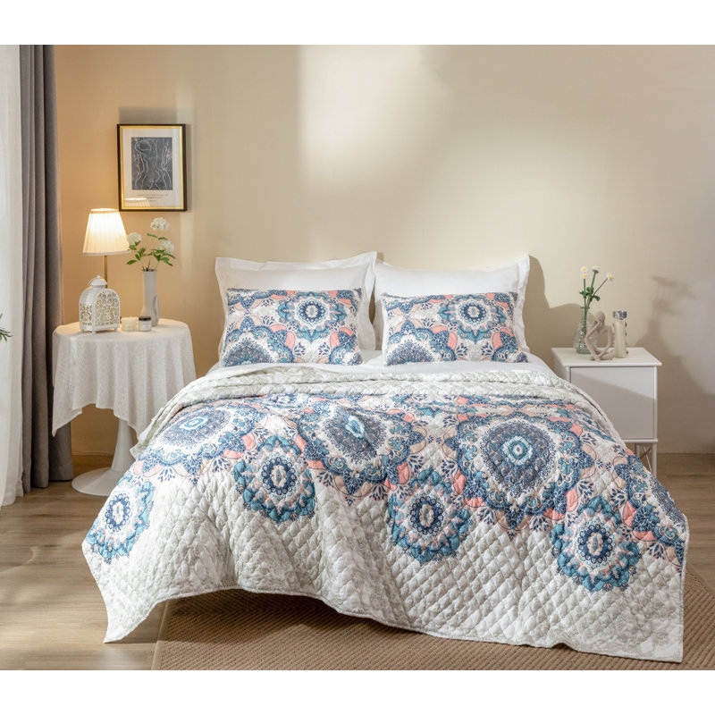  Lightweight Bohemian Floral Quilt Set 3 Piece , King + 2 King Shams