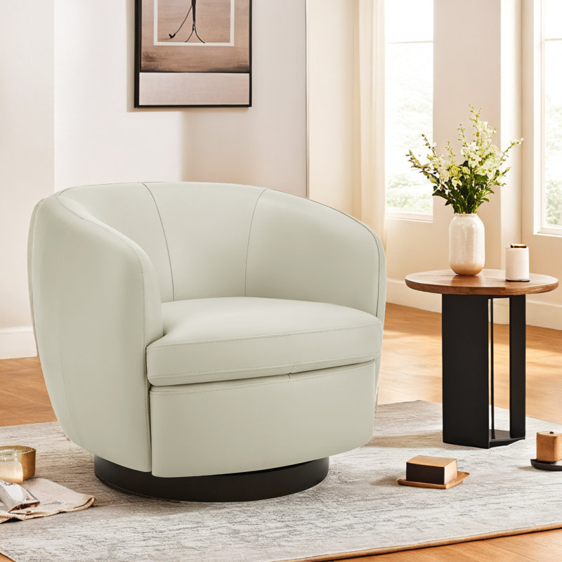 Fauteuil demi-tonneau en cuir Marcy Geniue, Denali ivoire, Bois espresso