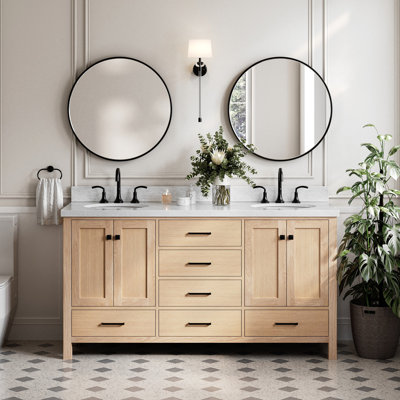 Meuble-lavabo double en bois massif 67 po avec plateau en marbre Carrara de Cambridge 67 po Cambridge