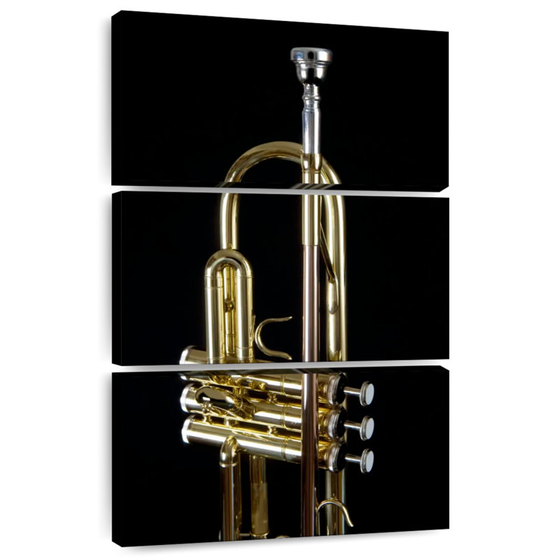 Vieille trompette en laiton Abarca, H 50 po x l 32 po