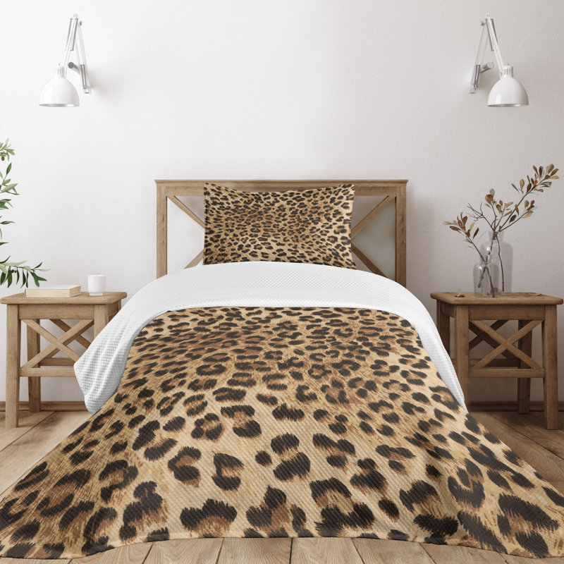 Ambesonne Leopard Print Bedspread Wild Animal Skin, Twin Bedspread + 1 Standard Sham
