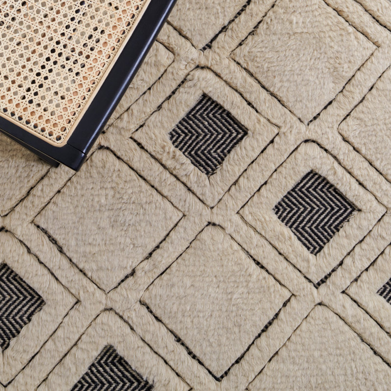Tapis géométrique ivoire / noir en laine tissé à plat à la main Amarina, Rectangle 8 pi x 10 pi