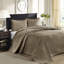 Grand couvre-lit réversible pour le confort surdimensionné avec un rembourrage en coton prélavé comprenant 2 taies décoratives lavables à la machine, un matelassage élégant pour améliorer le style de la chambre à coucher-126136039