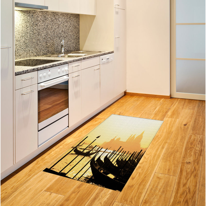 Tapis décoratif long en fibres de polyester haute densité Venice, Rectangle 2 pi 7 po x 5 pi