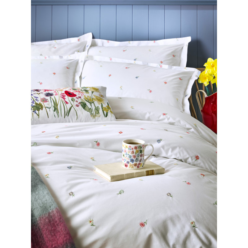 Daisy Embroidery Multi 200 Thread Count Bedset, Single Bed (135 x 200 cm)